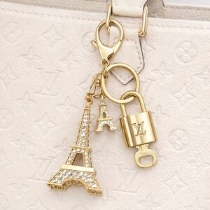 LV Authentic Gold Padlock 🔒 Key Set w/ Unbranded Eiffel Tower Keychain Charm